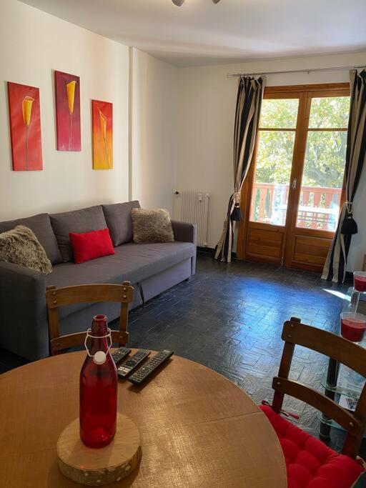 Charmant Appartement Renove Au Coeur Du Village Saint-Martin-Vésubie Exteriör bild