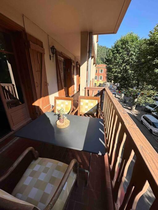 Charmant Appartement Renove Au Coeur Du Village Saint-Martin-Vésubie Exteriör bild